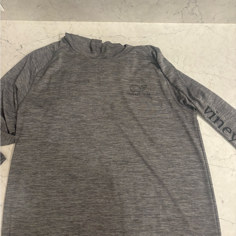 Vineyard Vines performance pullover